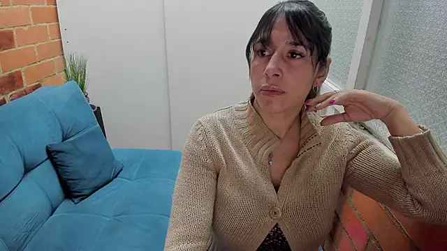 Snapshot of Penelope47 chatting on 09.23.25 Penelope47 online show from 09.23.25