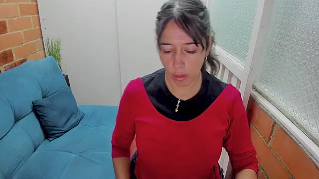 Snapshot of Penelope47 chatting on 10.01.25 Penelope47 online show from 10.01.25