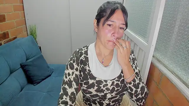 Snapshot of Penelope47 chatting on 10.17.25 Penelope47 online show from 10.17.25