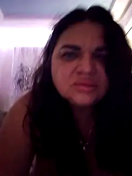 Snapshot of littleRikka chatting on 11.08.25 littleRikka online show from 11.08.25