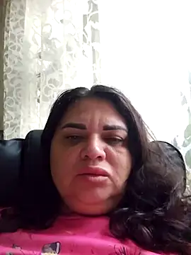 Snapshot of littleRikka chatting on 11.20.25 littleRikka online show from 11.20.25