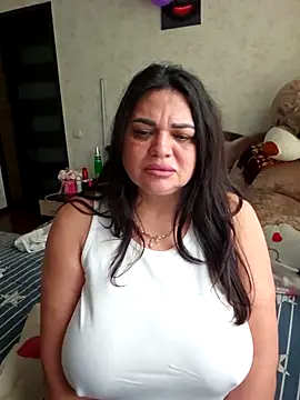 littleRikka online show from 04.13.26