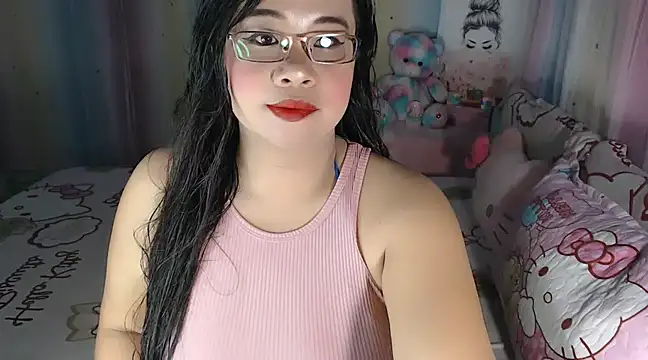 hersheykisses07 online show from 02.15.25