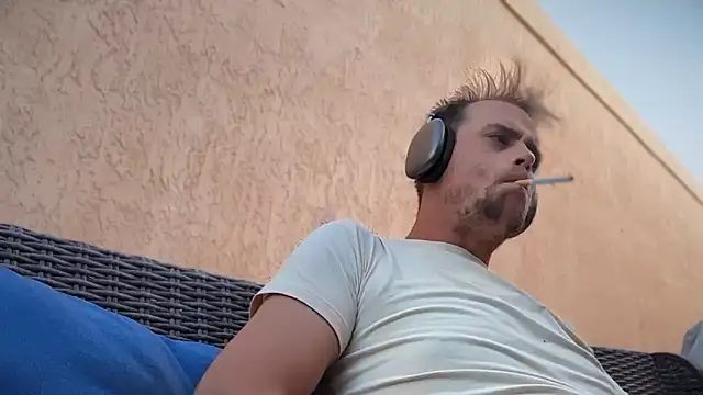 Snapshot of rusharizona chatting on 10.23.25 rusharizona online show from 10.23.25