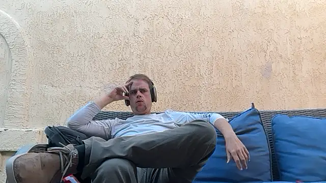 Snapshot of rusharizona chatting on 10.29.25 rusharizona online show from 10.29.25