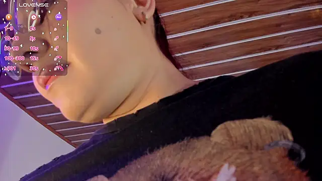 Snapshot of anastasia_bee chatting on 03.11.25 anastasia bee online show from 03.11.25