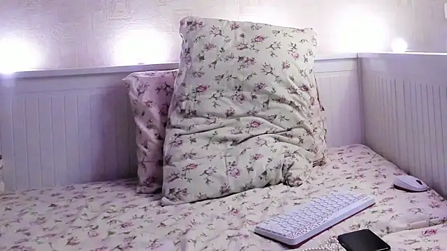 MaryDreaminess online show from 12.21.25