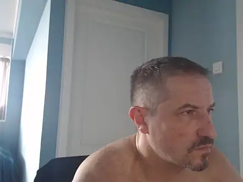 Snapshot of MisterFaithRO chatting on 07.10.26 MisterFaithRO online show from 07.10.26