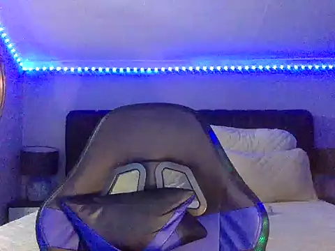 BOOTYBANGER24xx online show from 09.10.25