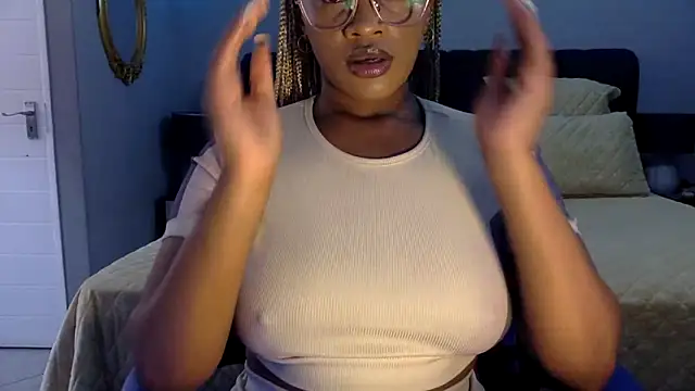 BOOTYBANGER24xx online show from 11.17.25