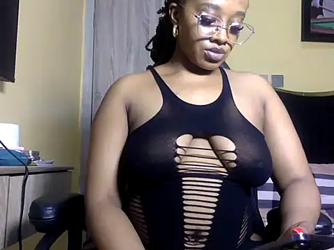 BOOTYBANGER24xx online show from 06.25.26