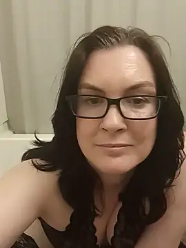 DesreRose online show from 06.15.26