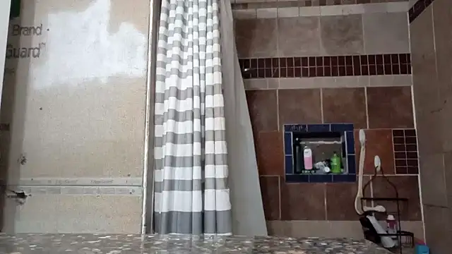 Snapshot of ThickDMatty@xh chatting on 12.05.24 ThickDMattyxh online show from 12.05.24