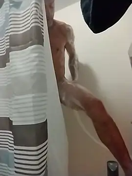 Snapshot of ThickDMatty@xh chatting on 11.06.25 ThickDMattyxh online show from 11.06.25