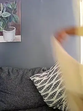 SWEETDOLLY29XX online show from 02.08.25