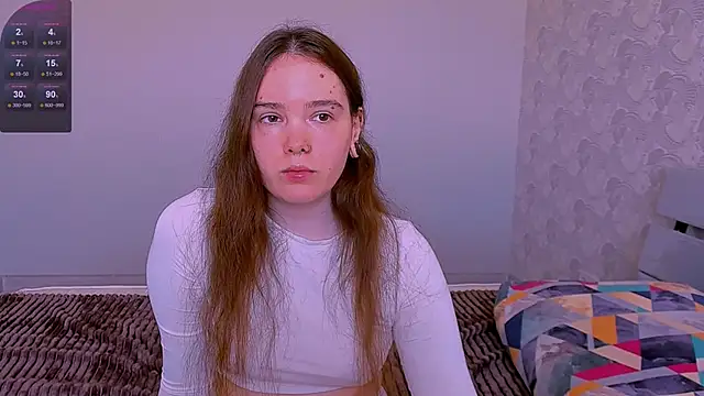 Janie JJ Curvie online show from 06.04.26