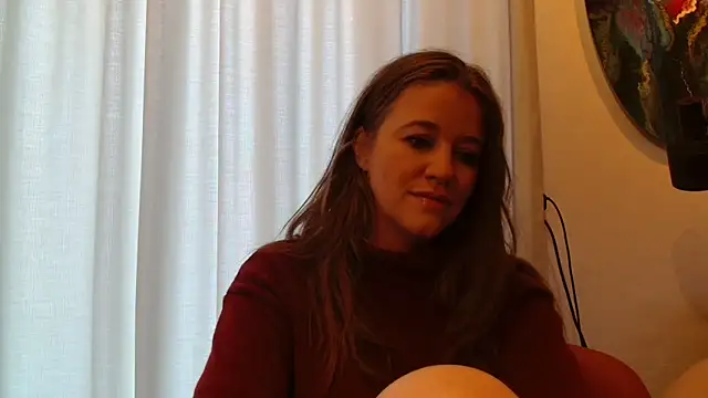 Neonstar online show from 12.15.24