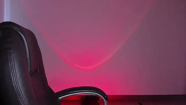 HazelKush online show from 09.25.25