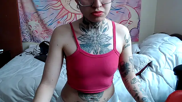 ArrangedFoot online show from 04.15.26