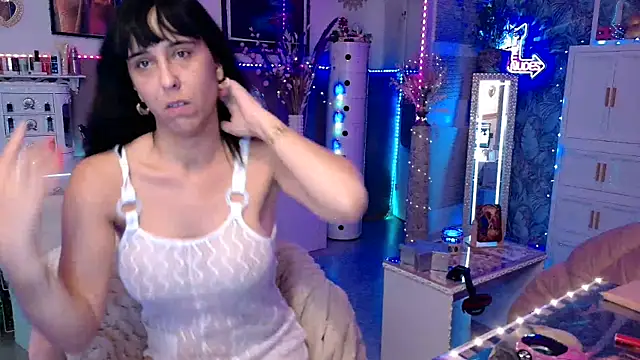 Snapshot of misscectito13 chatting on 06.04.26 misscectito13 online show from 06.04.26