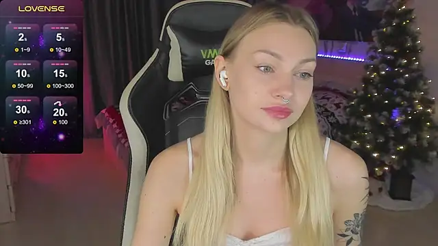 BiMolly online show from 01.04.25