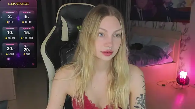 BiMolly online show from 03.20.25