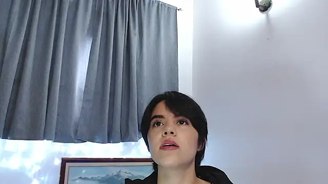 mia collins x online show from 04.01.26