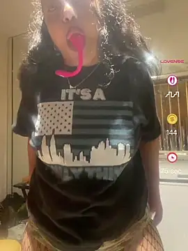 PichyPrettyPussy online show from 07.16.26