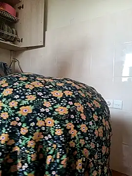  lady red  online show from 01.11.25