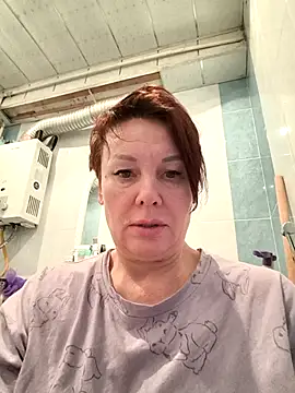  lady red  online show from 02.15.26