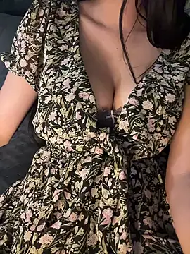 Cute crystal online show from 02.04.25