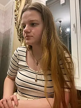 Snapshot of -MimmiLissa- chatting on 02.02.25 -MimmiLissa- online show from 02.02.25