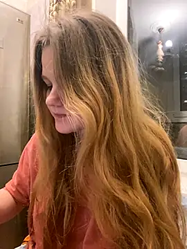 Snapshot of -MimmiLissa- chatting on 11.08.25 -MimmiLissa- online show from 11.08.25