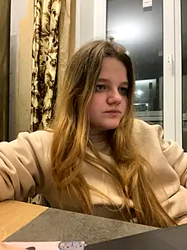 Snapshot of -MimmiLissa- chatting on 11.18.25 -MimmiLissa- online show from 11.18.25