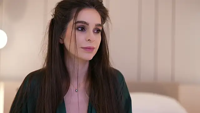 Snapshot of DoviaClaire chatting on 02.12.26 DoviaClaire online show from 02.12.26