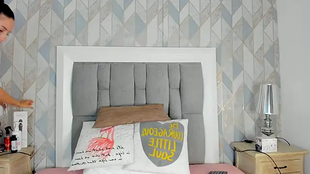 Princsgirl  online show from 11.05.25