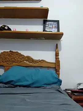 Snapshot of BadMicaela1 chatting on 01.05.25 BadMicaela1 online show from 01.05.25