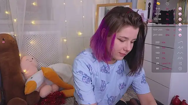 Mira Falls online show from 01.07.25