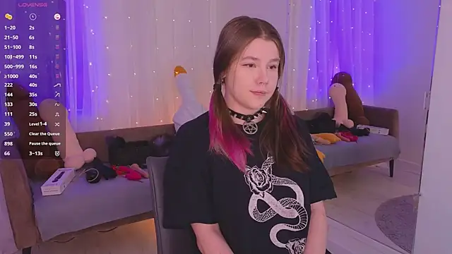 Mira Falls online show from 03.20.26