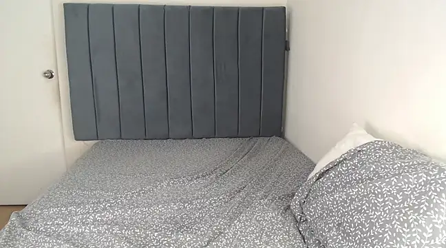 Snapshot of Chanelsexyy chatting on 02.21.25 Chanelsexyy online show from 02.21.25