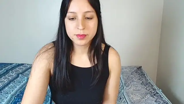 Snapshot of Chanelsexyy chatting on 11.19.25 Chanelsexyy online show from 11.19.25