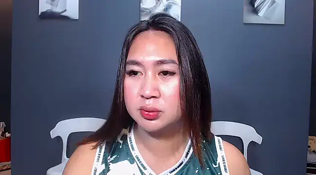 HOTTESTCANDYTS online show from 12.24.24