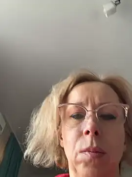 LuxuryNika online show from 02.10.26