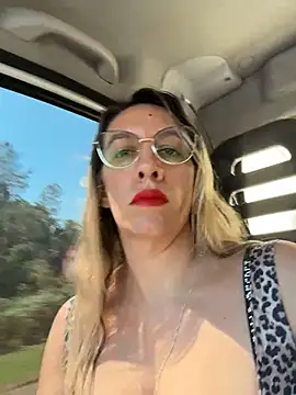 Gatitacarlita online show from 03.30.26