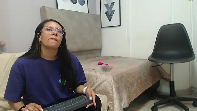 valevicious online show from 02.26.25