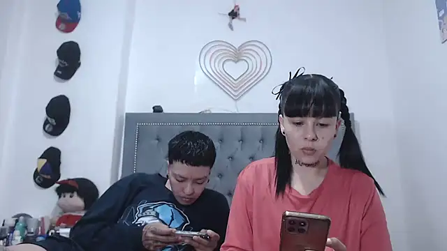 Snapshot of dulce_maria_x chatting on 02.21.26 dulce maria x online show from 02.21.26