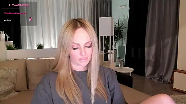 Libby Nora online show from 12.10.24