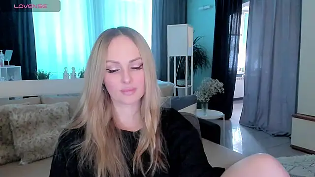 Libby Nora online show from 02.04.25