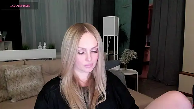 Libby Nora online show from 02.04.25