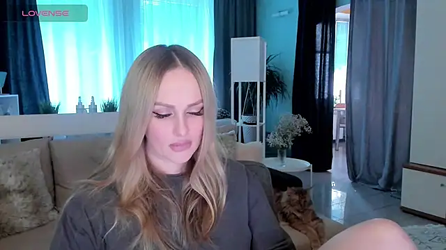 Libby Nora online show from 02.05.25